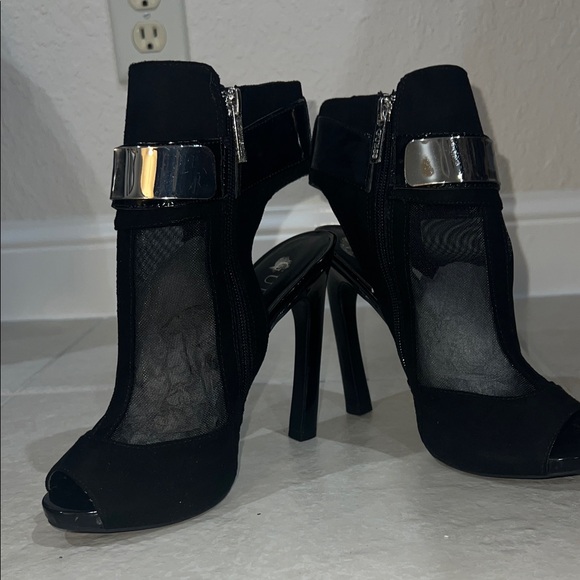 🎁GUESS Elegant Black Heeled Sandals🎁Size7 - Picture 4 of 15